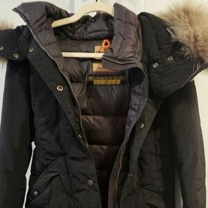 Parajumpers Women's Black Puffer Jacket